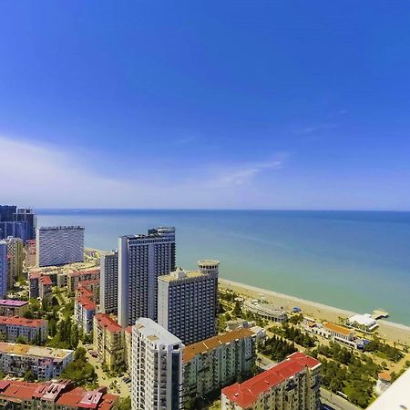 Luxury Beach Front Hotel Batoemi Buitenkant foto
