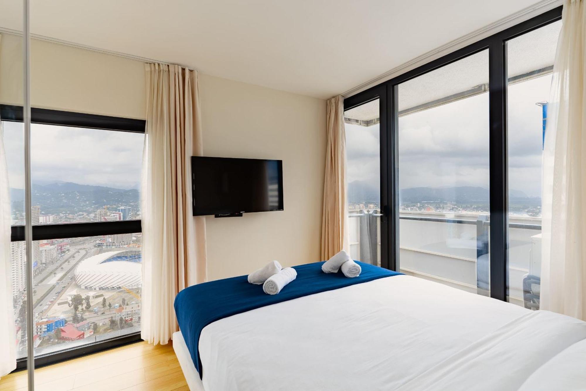 Luxury Beach Front Hotel Batoemi Buitenkant foto
