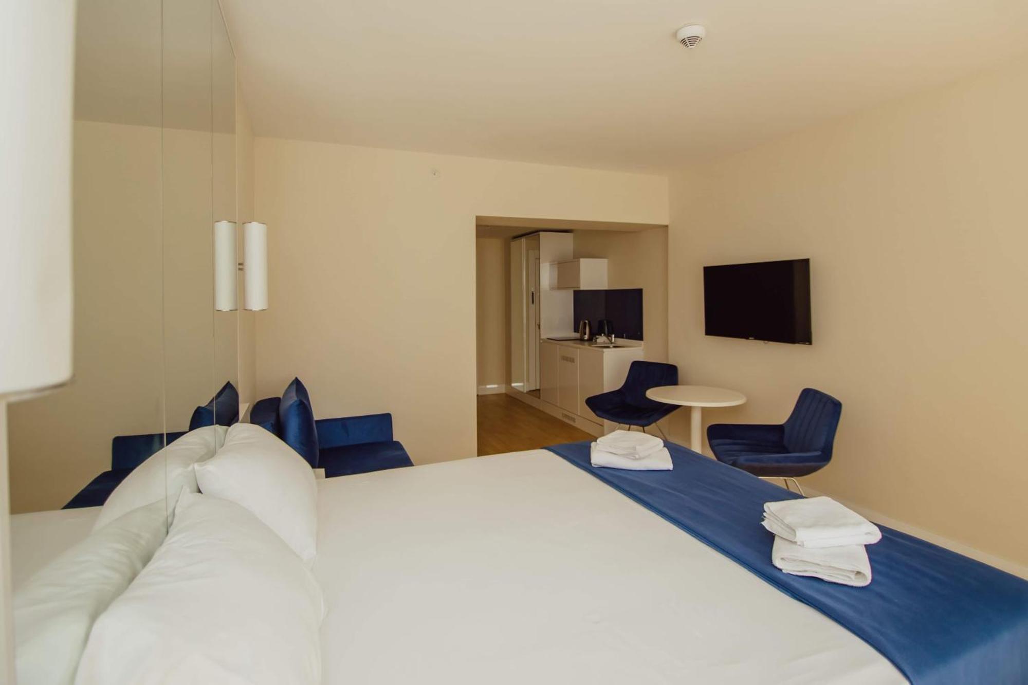 Luxury Beach Front Hotel Batoemi Buitenkant foto