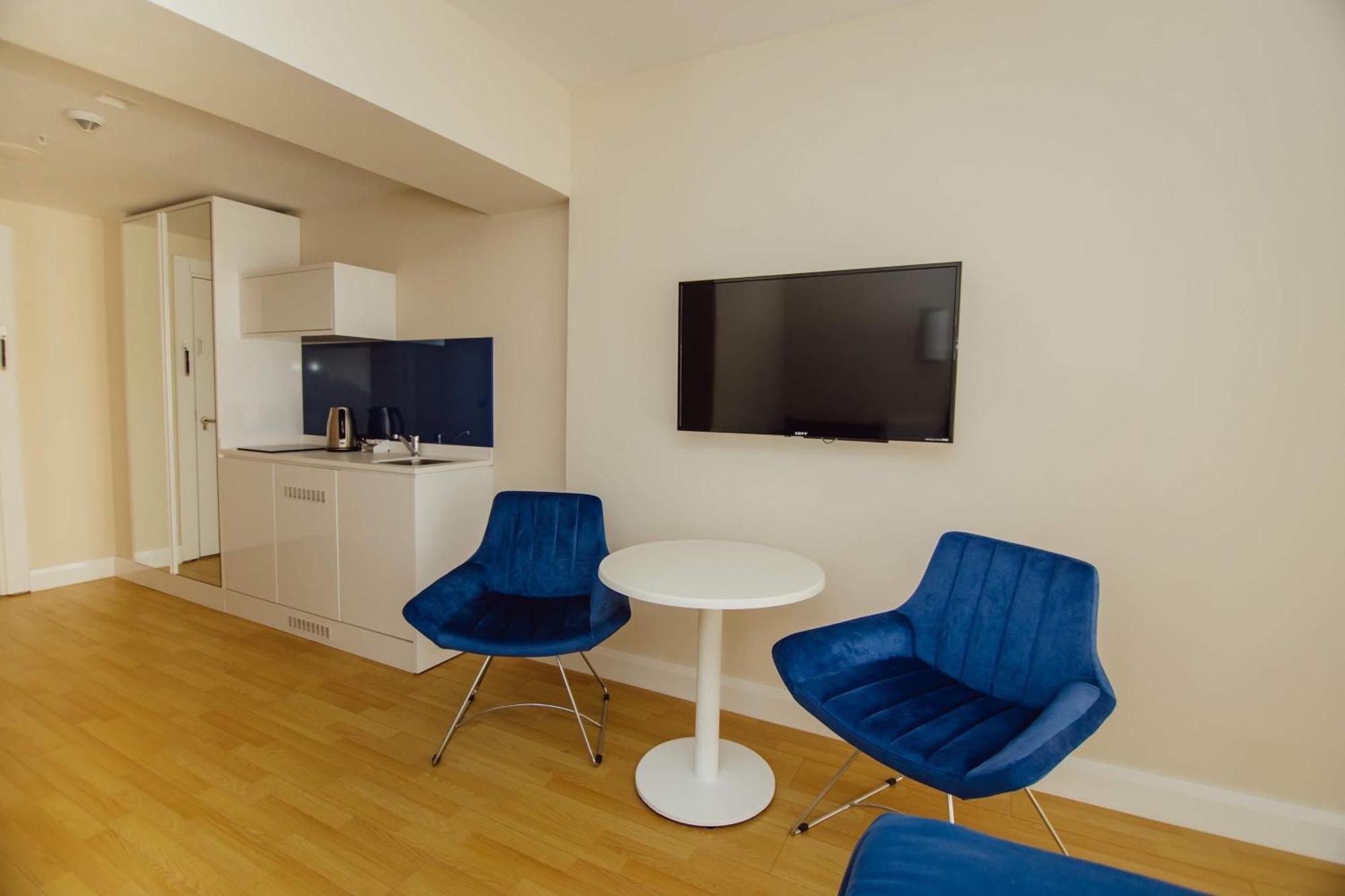 Luxury Beach Front Hotel Batoemi Buitenkant foto