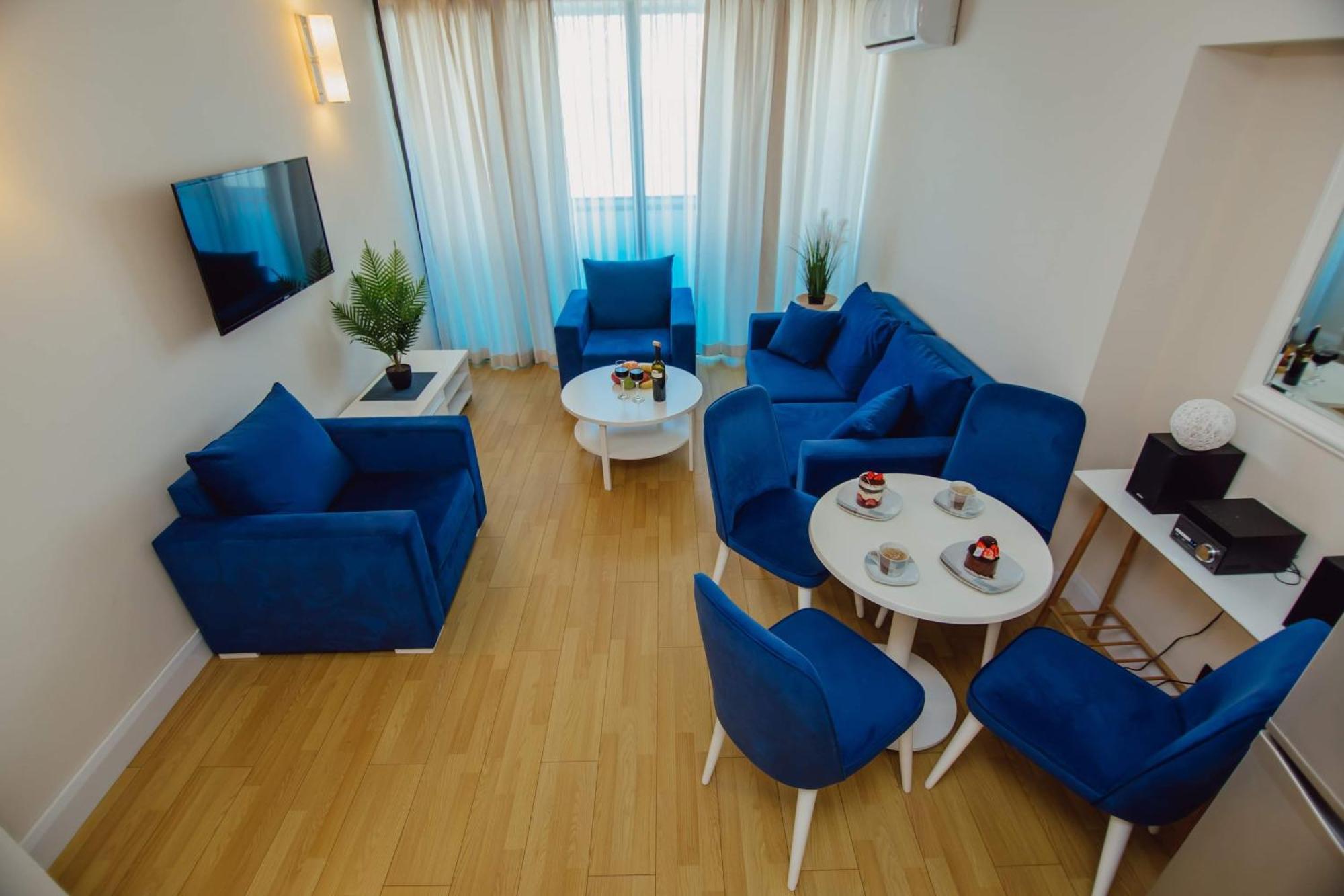 Luxury Beach Front Hotel Batoemi Buitenkant foto